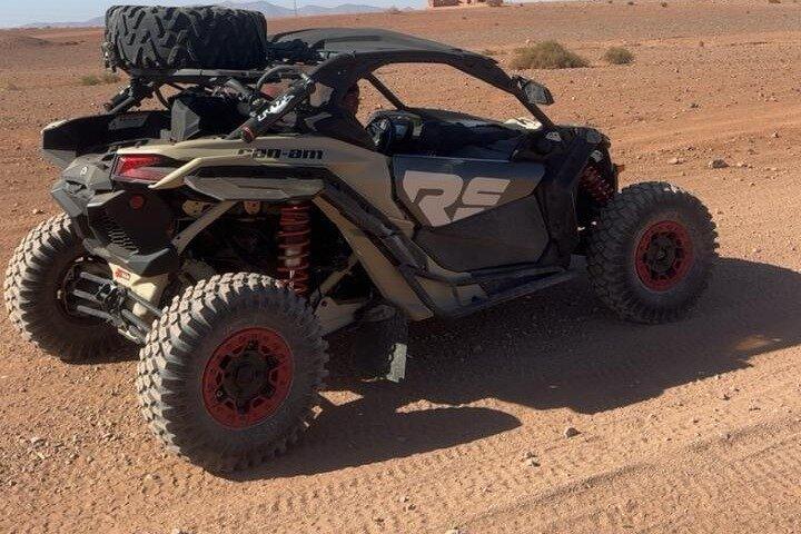 Explore the Marrakech Palm Desert in Buggy
