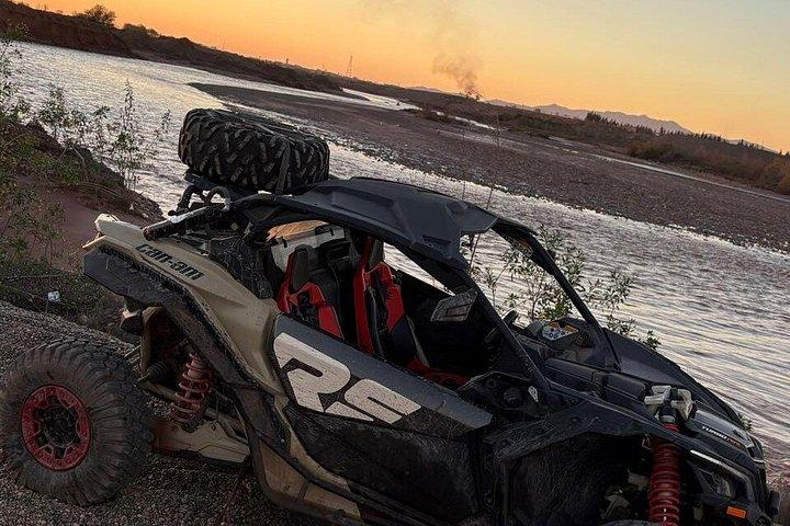 Utforska öknen i Marrakechs palmlund av Buggy