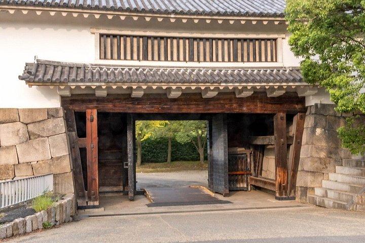 大阪城の幽霊：お化け屋敷歴史ツアー（昼夜）