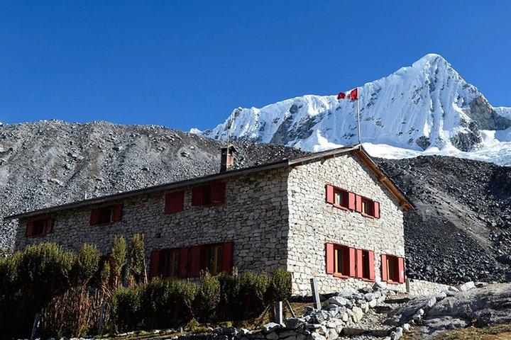 Laguna 69 Trekking avec Pisco Refuge 2 Jours Aventure