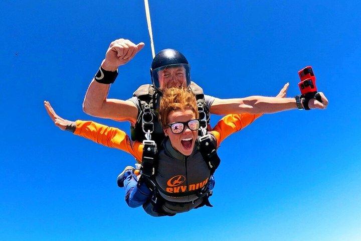 Algarve Tandem Skydive 10k ft (3000m)
