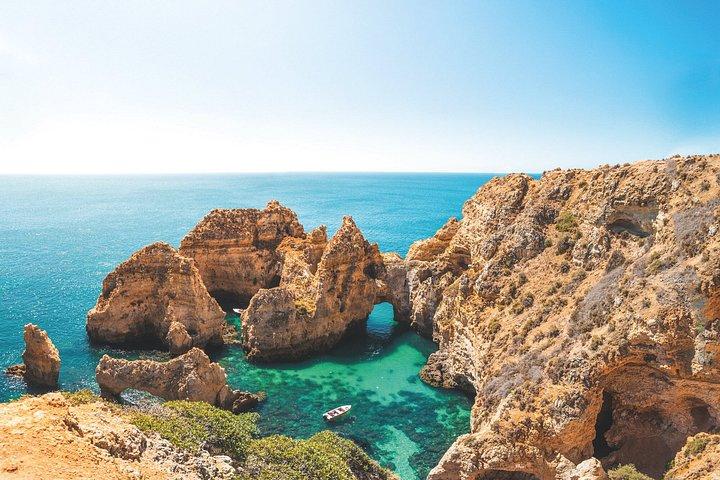 Lagos: Ponta da Piedade Caves & Coastline - Skiff