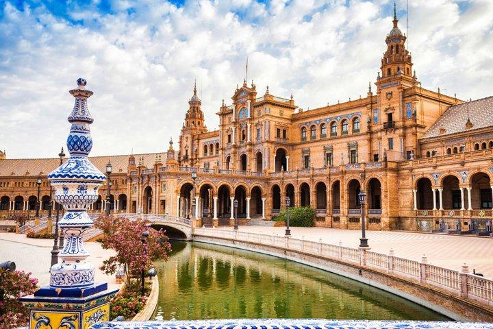 Tour door Sevilla met privé-auto