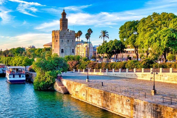 Tour door Sevilla met privé-auto