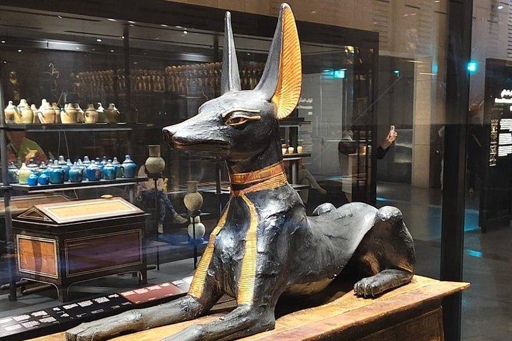 ハルガダからのビッグバスによるカイロ終日（ピラミッド - スフィンクス - エジプト博物館 - ランチ）