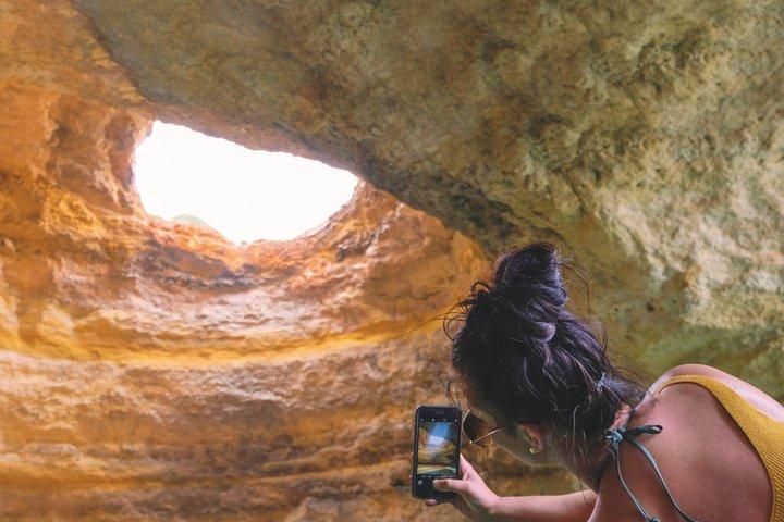Portimao: Delfiner och grottor - Katamaran