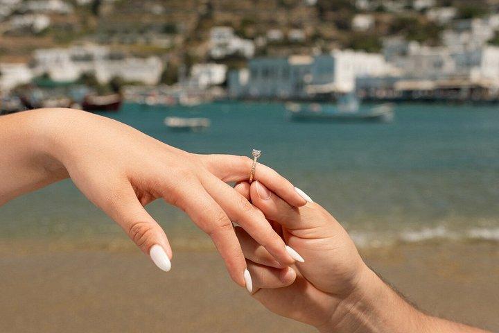 ミコノスでのカップル写真撮影セッション