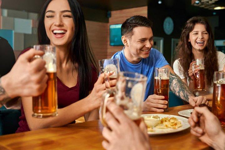 ビールテイスティング付きロンドン・ヒストリックパブ＆タバーンズウォーキングツアー