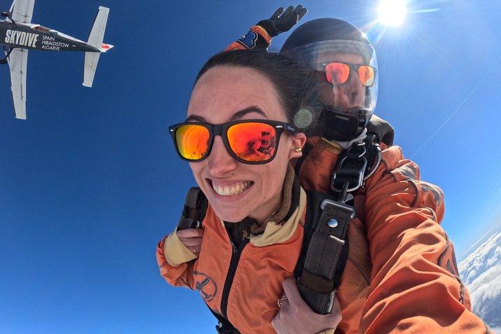 Algarve Tandem Skydive 15k ft (4600m)