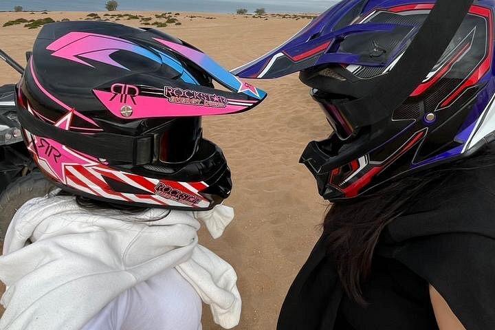 アガディール砂漠の森とベルベル人の村でクワッドとバギーライド