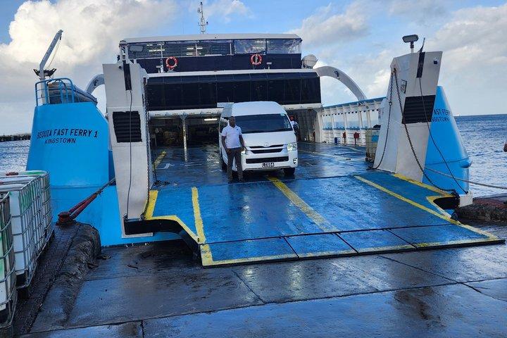 Trasferimento dall’aeroporto di Bequia Ferry – Pickup privato da SVG