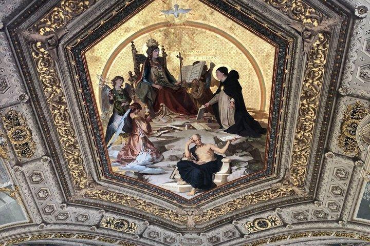 Explore Vatican Museums Sistine Chapel & St Peter BasilicaTour