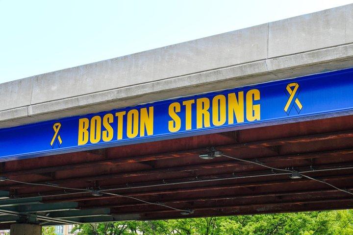Corri 'Boston' Sports Running Tour