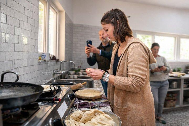Rishikesh : Sattvic Kochkurs : Kochen & Essen mit Miss Anju