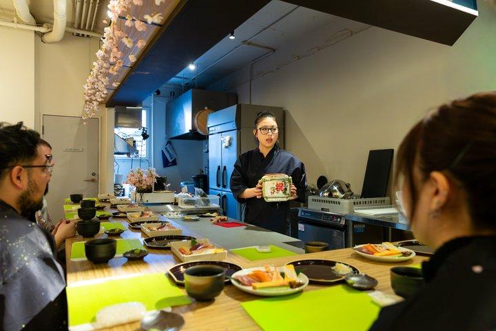 Popular Sushi Making Class em Kyoto(Grand Opening)