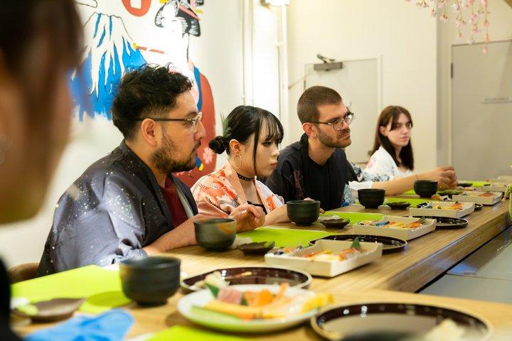 Popular Sushi Making Class em Kyoto(Grand Opening)
