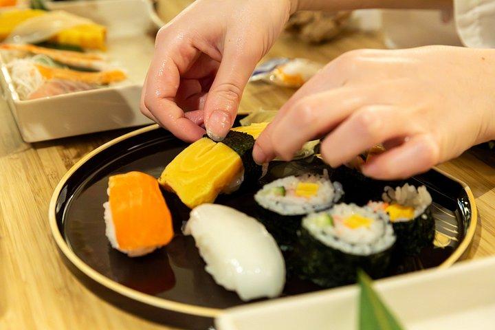 Popular Sushi Making Class em Kyoto(Grand Opening)