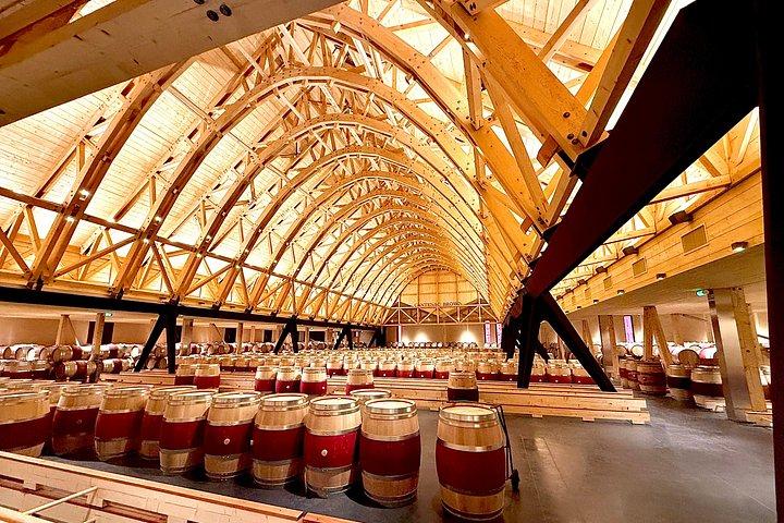 Bordeaux Wine Tour : Outstanding Architecture