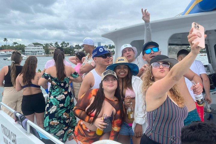 Miami Katamaran Exkursion mit Jet Ski & Bananenrohr