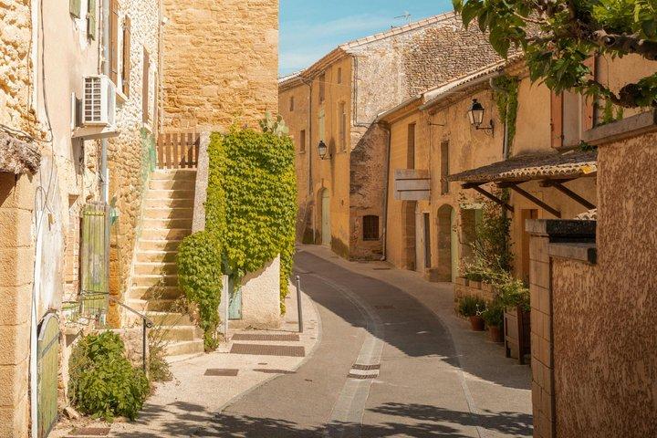 Weinprobe in Chateauneuf-du-Pape mit Transport