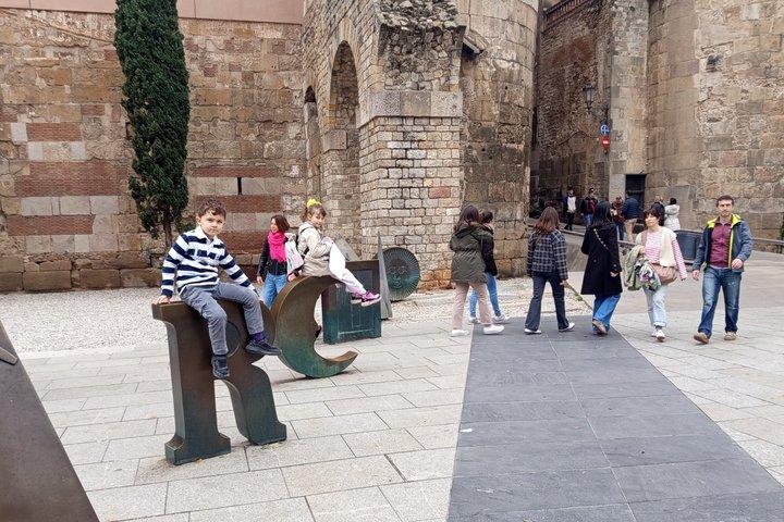 Rondleiding voor kinderen door de Gotische wijk: De beschermers van Barcelona