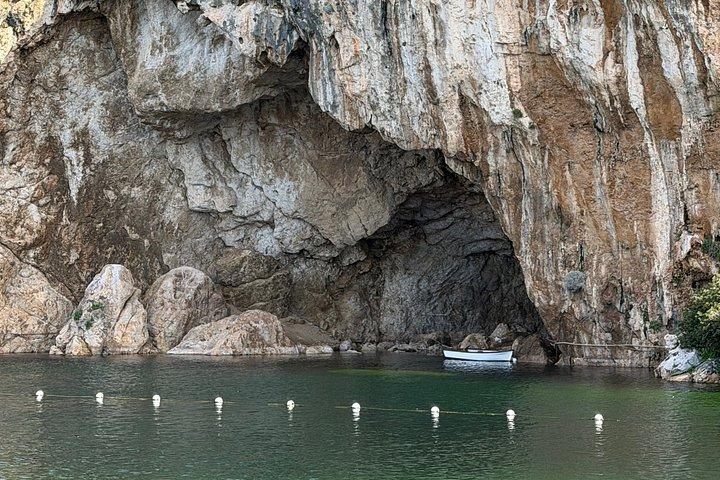 アテネ・リヴィエラ逃避行：ヴォリアグメニ湖と沿岸の宝石