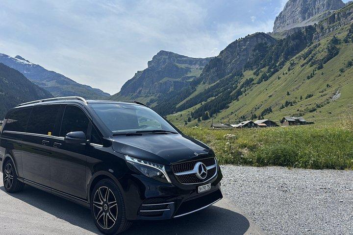 Private Day Trip from Interlaken to Bern and Thun