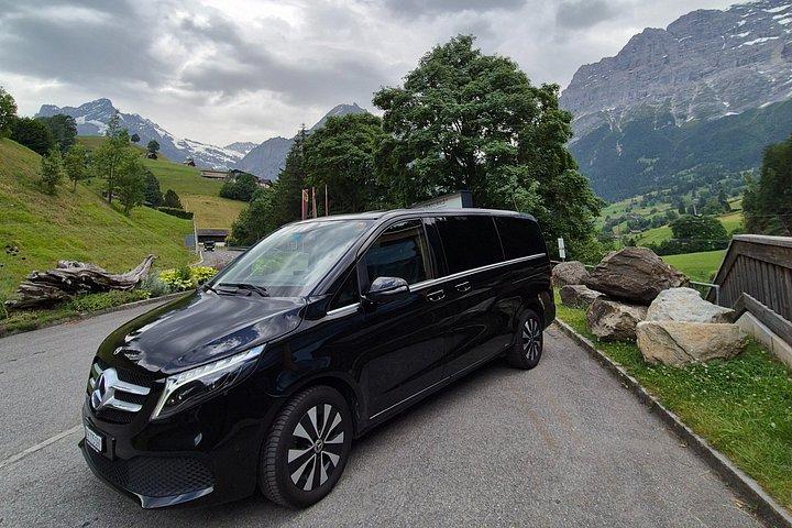 Private Day Trip from Interlaken to Bern and Thun