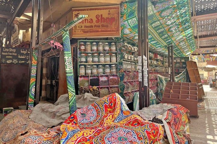 Shopping in Luxor