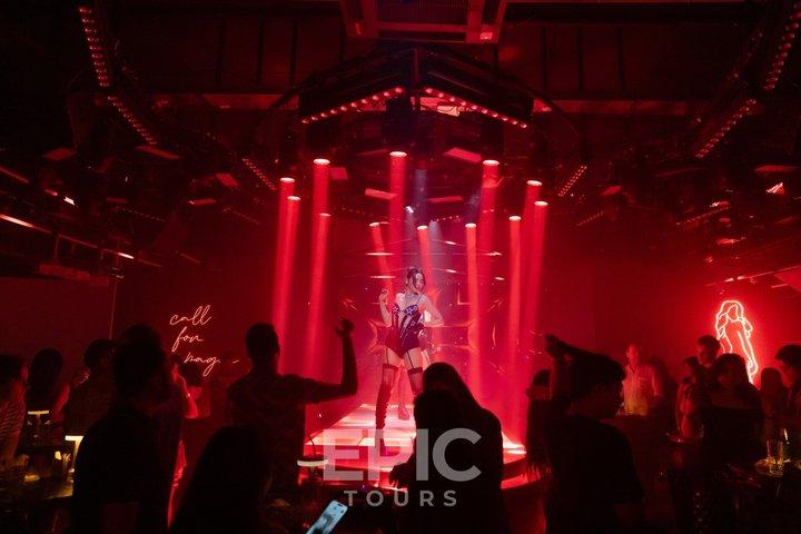 バンコク：屋上、クラブ＆ゴーゴスソイカウボーイ、ソイ11ナイトツアー