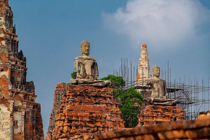 バンコク発 アユタヤ少人数ガイド付き日帰り旅行（ランチ付き）