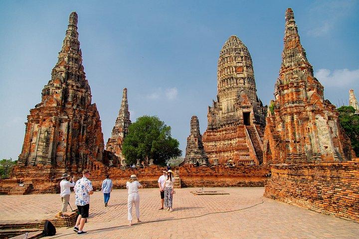 バンコク発 アユタヤ少人数ガイド付き日帰り旅行（ランチ付き）