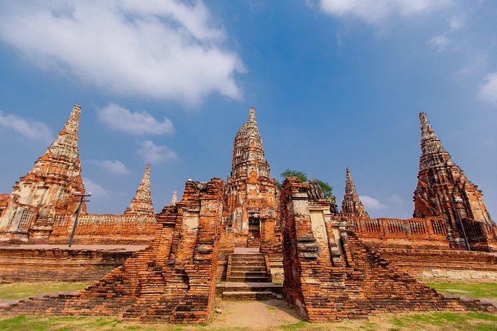 バンコク発 アユタヤ少人数ガイド付き日帰り旅行（ランチ付き）