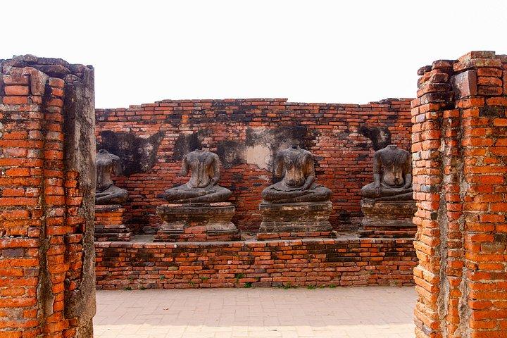 バンコク発 アユタヤ少人数ガイド付き日帰り旅行（ランチ付き）