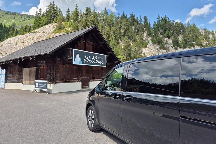 Excursion privée d'une journée d'Interlaken à Blausee et Zermatt