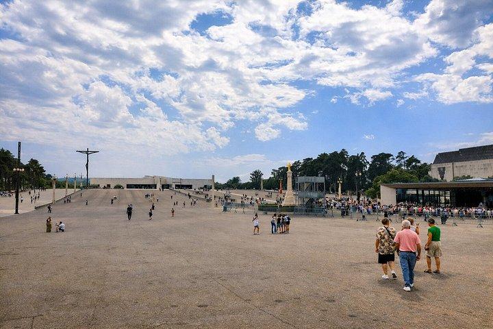 リスボン発ファティマ（世界の祭壇）半日プライベートツアー