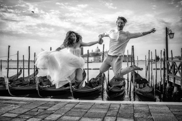 Foto de casal em Veneza