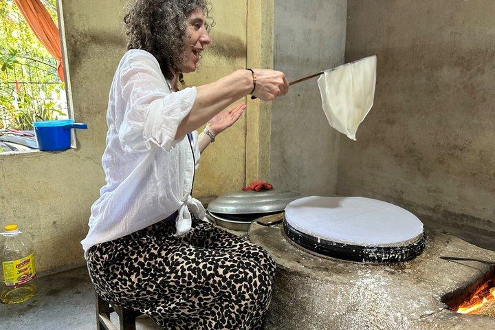ホイアンバイクサイクリング-フィッシングネット-米ワイン-麺-wカービング-ランチ