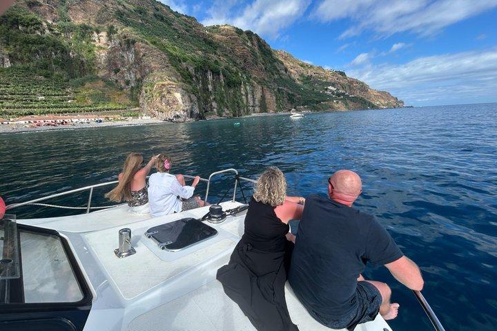Private Katamarantour mit Open Bar ab Funchal