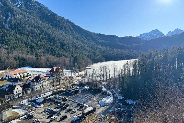Castelli Neuschwanstein e Hohenschwangau da Monaco di Baviera