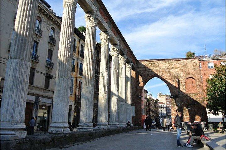 Milan Essential : Self-Guided Tour created by local Official Guide