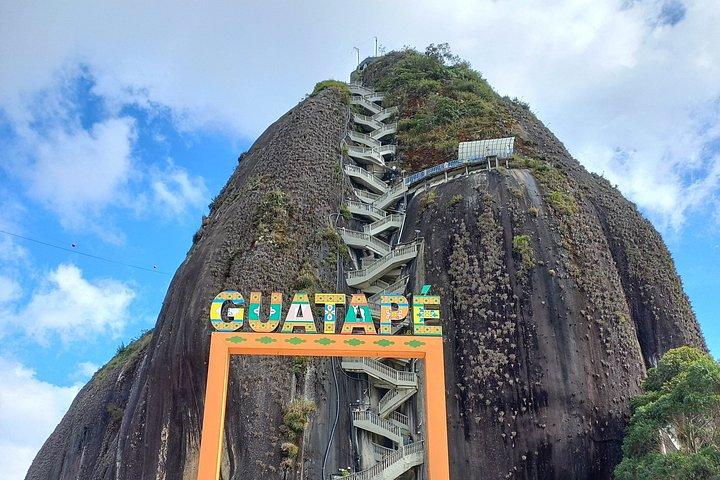 Guatapé Paragliding Flight Boat Trip