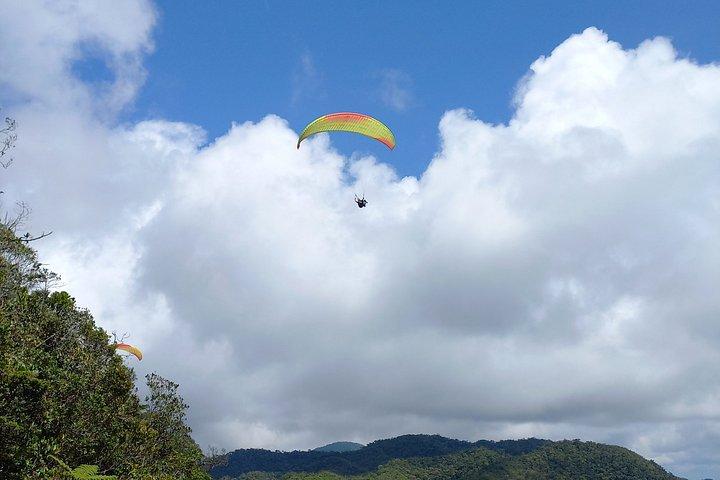 Guatapé Paragliding Flight Boat Trip