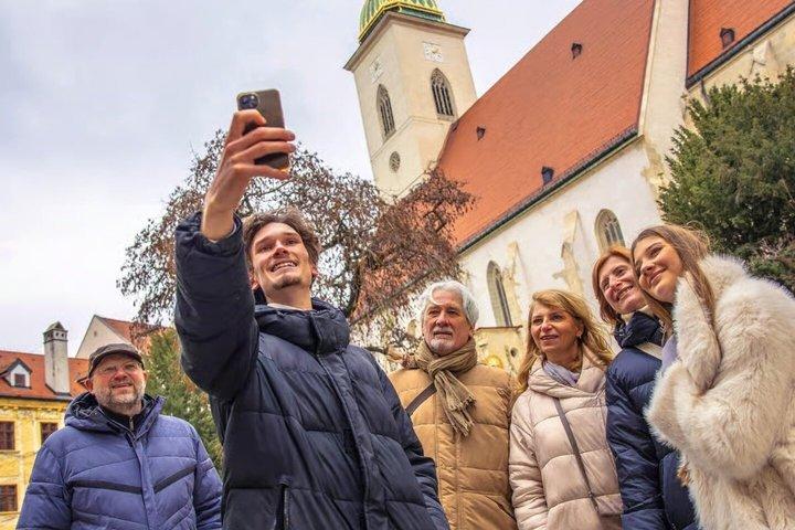Bratislava som en lokal: Old Town Tour & slovakisk vinsmagning