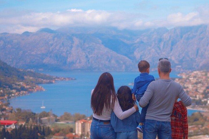 コトル海岸小旅行 : ブドヴァ旧市街、スヴェティ・ステファン&ペラスト