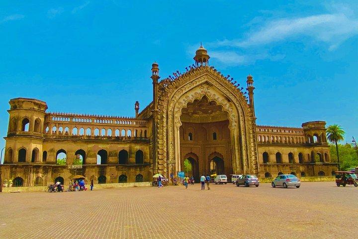 Visita guiada privada de dia inteiro de Lucknow com almoço
