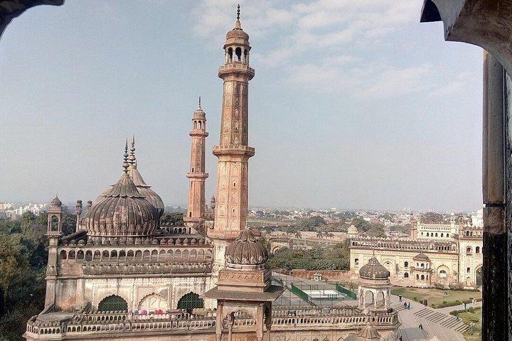 Visita guiada privada de dia inteiro de Lucknow com almoço