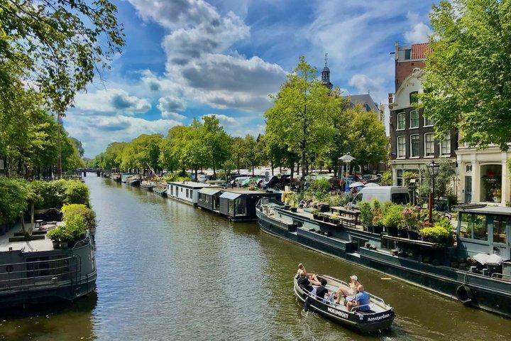 Exclusive Cheese Walk & Dutch Wine Discovery