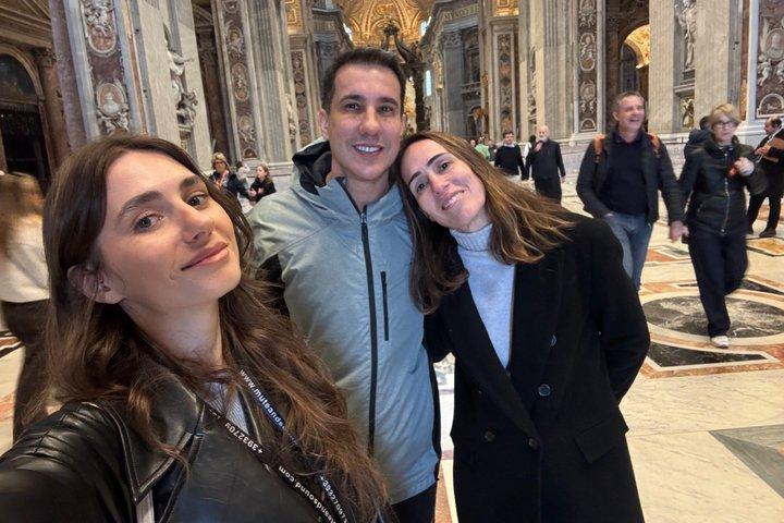 Tour Privado Basílica de San Pedro : Plaza, Cúpula & Tumbas Papales