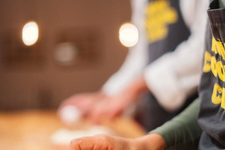 Rom Pasta Making Class mit Saucen und Wein inklusive (gf Option)